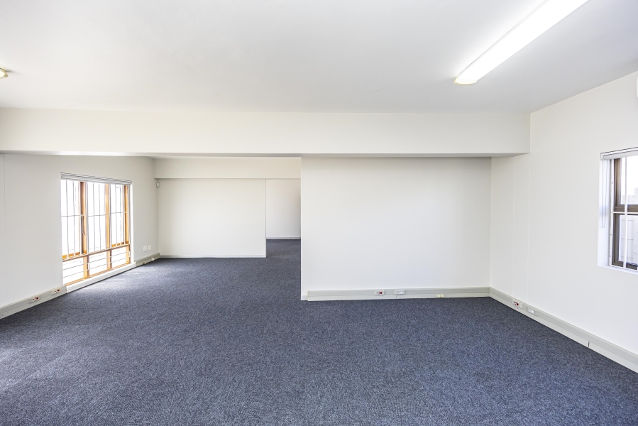 To Let Commercial Property for Rent in Berea Eastern Cape